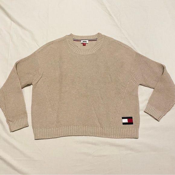 Tommy Hilfiger Sweaters - Tommy Hilfiger Sweater Women’s Sweater Size Small